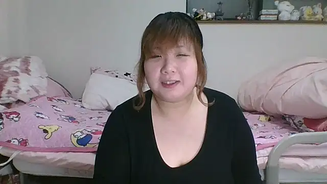 Snapshot of SAKU-RA-chan chatting on 03/01/25, 11:28 SAKU-RA-chan online show from 03/01/25, 11:28