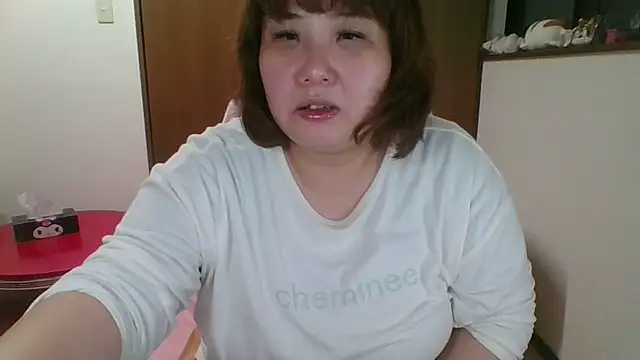 Snapshot of SAKU-RA-chan chatting on 01/09/26, 11:24 SAKU-RA-chan online show from 01/09/26, 11:24