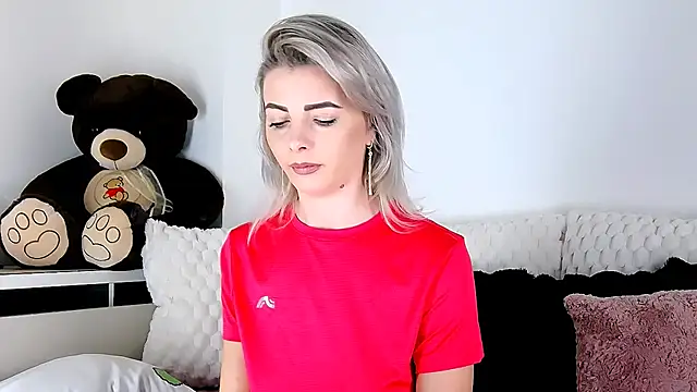 Snapshot of Aly_girl1 chatting on 03/30/26, 10:05 Aly girl1 online show from 03/30/26, 10:05