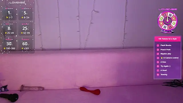 Snapshot of emili_blanc chatting on 01/01/25, 11:27 emili blanc online show from 01/01/25, 11:27