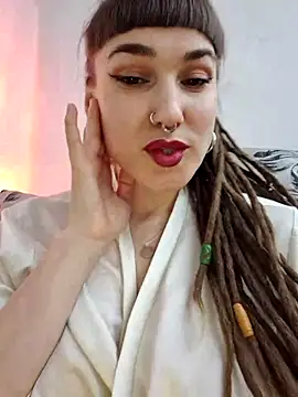 Snapshot of FoxRineHelen chatting on 03/11/25, 01:56 FoxRineHelen online show from 03/11/25, 01:56