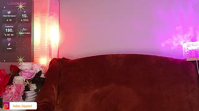 Snapshot of FoxRineHelen chatting on 01/15/26, 10:35 FoxRineHelen online show from 01/15/26, 10:35