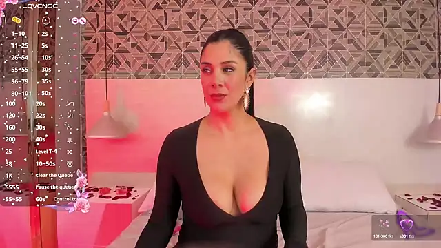 Snapshot of IvannaAnggel chatting on 02/15/25, 04:23 IvannaAnggel online show from 02/15/25, 04:23