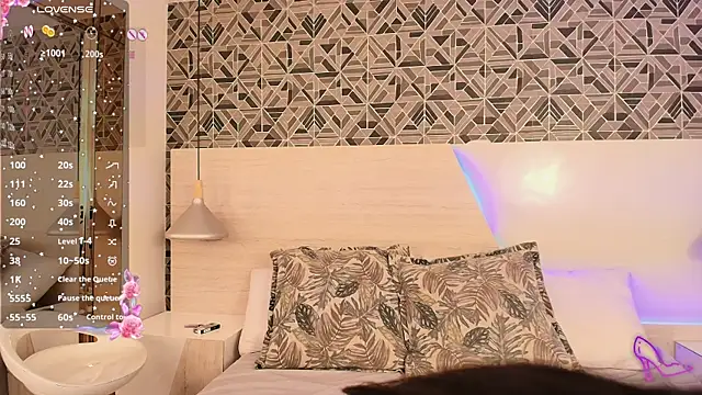 Snapshot of IvannaAnggel chatting on 03/14/25, 05:46 IvannaAnggel online show from 03/14/25, 05:46