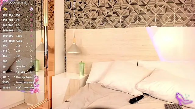 Snapshot of IvannaAnggel chatting on 03/22/25, 05:09 IvannaAnggel online show from 03/22/25, 05:09