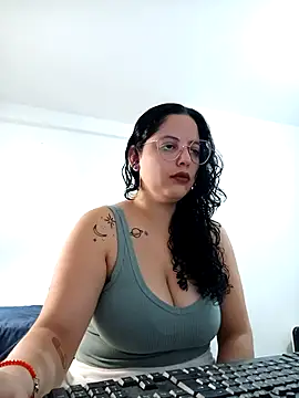 babyluna939 online show from 05/02/26, 04:34