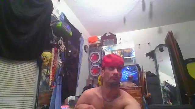 Snapshot of slinginbigD chatting on 01/16/25, 04:49 slinginbigD online show from 01/16/25, 04:49