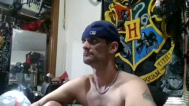 Snapshot of slinginbigD chatting on 01/05/26, 09:07 slinginbigD online show from 01/05/26, 09:07