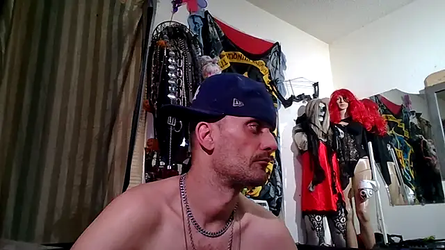 Snapshot of slinginbigD chatting on 03/02/26, 08:48 slinginbigD online show from 03/02/26, 08:48