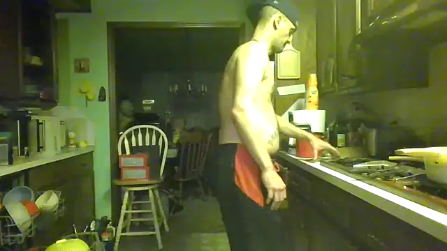 Snapshot of slinginbigD chatting on 03/08/26, 05:11 slinginbigD online show from 03/08/26, 05:11