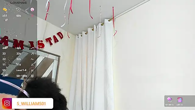 Snapshot of sara_williams01 chatting on 09/22/25, 01:35 sara williams01 online show from 09/22/25, 01:35