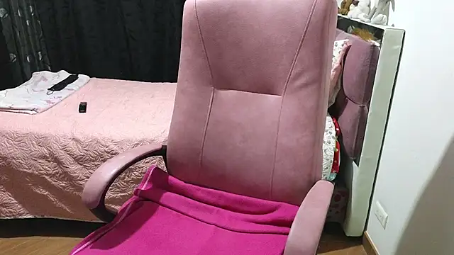 scarletteowens online show from 02/10/25, 11:45