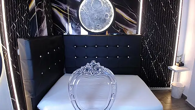 Bruja  Scarlata online show from 10/27/25, 10:08