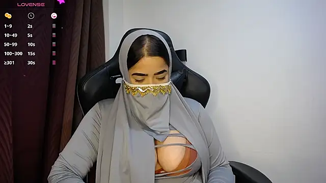 Snapshot of janna_isa chatting on 03/18/25, 02:25 janna isa online show from 03/18/25, 02:25
