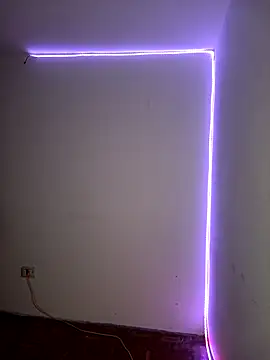 Snapshot of __elissa chatting on 10/12/25, 02:21   elissa online show from 10/12/25, 02:21