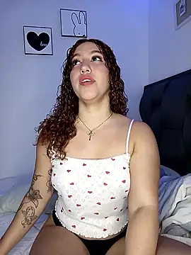 Snapshot of __elissa chatting on 01/14/26, 03:23 elissa online show from 01/14/26, 03:23