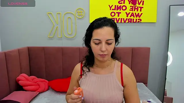 Linda Insatiable online show from 03/16/25, 01:28