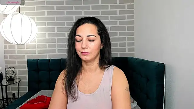 Linda Insatiable online show from 11/03/25, 01:29