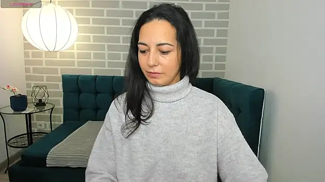 Linda Insatiable online show from 11/11/25, 01:27