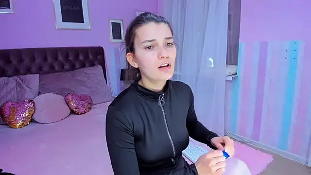 Laura Leee online show from 03/13/25, 09:32