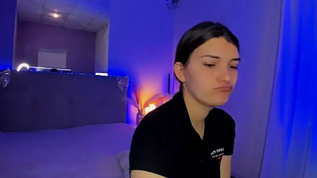 Laura Leee online show from 05/10/26, 05:34