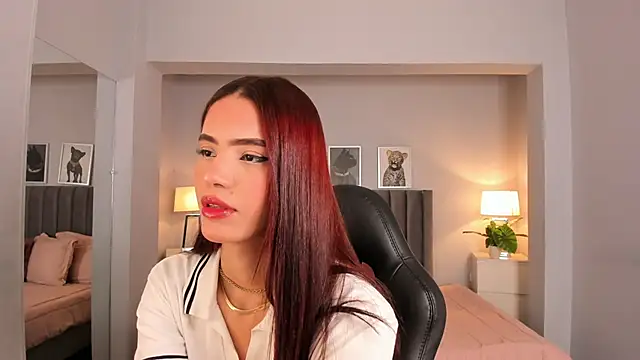 Madie  collins online show from 03/05/25, 10:55