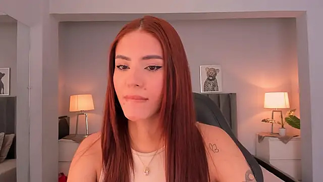 Madie  collins online show from 09/14/25, 10:36