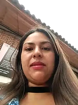Snapshot of DULCE__26 chatting on 03/03/25, 03:42 DULCE  26 online show from 03/03/25, 03:42