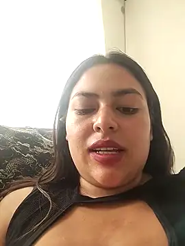 Snapshot of DULCE__26 chatting on 03/17/25, 07:04 DULCE  26 online show from 03/17/25, 07:04