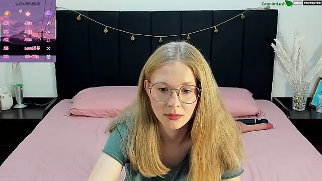 CatmintLush online show from 06/14/26, 11:29
