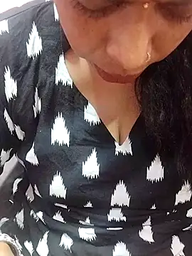 Urmila bhabhii online show from 02/20/25, 08:50