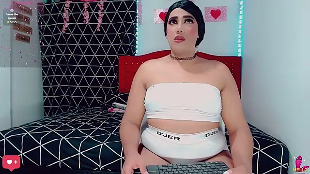 Snapshot of Milas_we chatting on 02/11/26, 09:53 Milas we online show from 02/11/26, 09:53