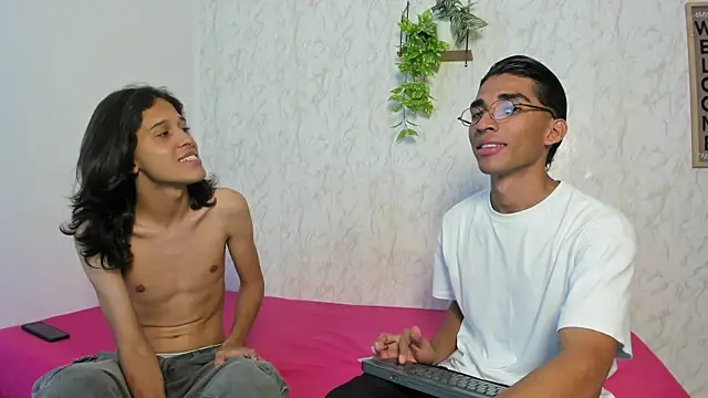jony honey online show from 06/10/26, 11:53