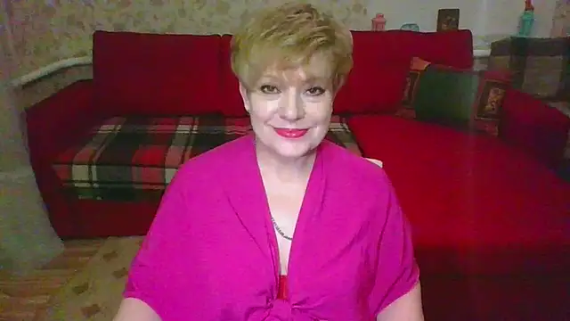 Snapshot of Nance_Margie chatting on 02/14/25, 01:40 Nance Margie online show from 02/14/25, 01:40