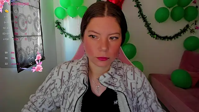 Snapshot of Susana_garcia_ chatting on 12/14/24, 02:10 Susana garcia online show from 12/14/24, 02:10