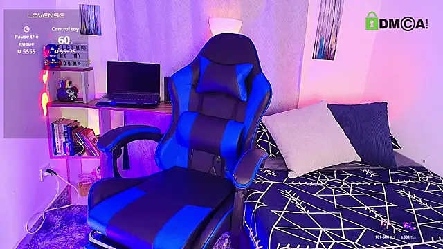 aron wi online show from 10/30/25, 10:38