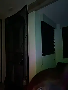 butterflybootyy online show from 11/11/25, 10:04