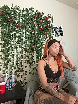 butterflybootyy online show from 11/29/25, 03:04