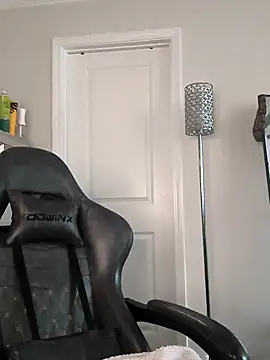 butterflybootyy online show from 04/29/26, 05:30