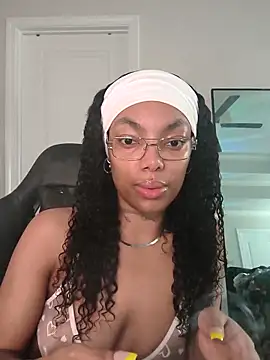 butterflybootyy online show from 04/30/26, 11:38