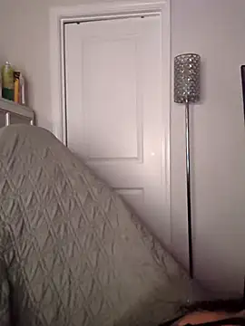 butterflybootyy online show from 05/01/26, 11:04