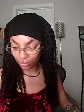 butterflybootyy online show from 05/03/26, 07:03