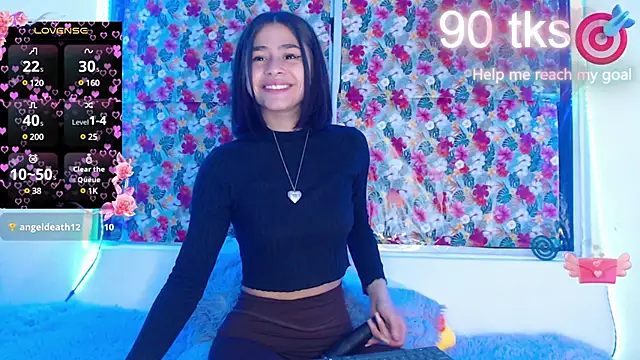 Snapshot of -Gwen- chatting on 02/19/25, 04:44 -Gwen- online show from 02/19/25, 04:44