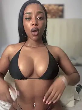 Snapshot of BhadBhad_Kitty chatting on 09/16/25, 09:32 BhadBhad Kitty online show from 09/16/25, 09:32