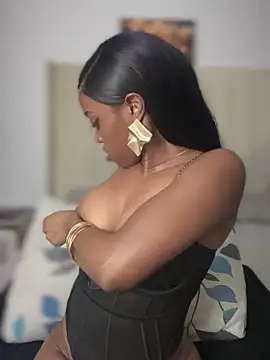 Snapshot of BhadBhad_Kitty chatting on 09/20/25, 10:38 BhadBhad Kitty online show from 09/20/25, 10:38