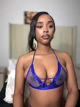 Snapshot of BhadBhad_Kitty chatting on 10/11/25, 08:51 BhadBhad Kitty online show from 10/11/25, 08:51