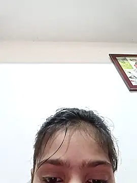 Snapshot of Riyu_05 chatting on 12/18/24, 06:10 Riyu 05 online show from 12/18/24, 06:10