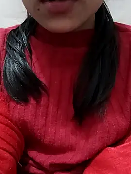 Snapshot of Riyu_05 chatting on 12/19/24, 10:45 Riyu 05 online show from 12/19/24, 10:45