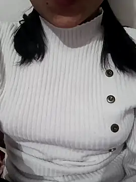 Snapshot of Riyu_05 chatting on 12/22/24, 09:55 Riyu 05 online show from 12/22/24, 09:55