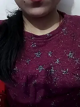 Snapshot of Riyu_05 chatting on 12/23/24, 06:33 Riyu 05 online show from 12/23/24, 06:33